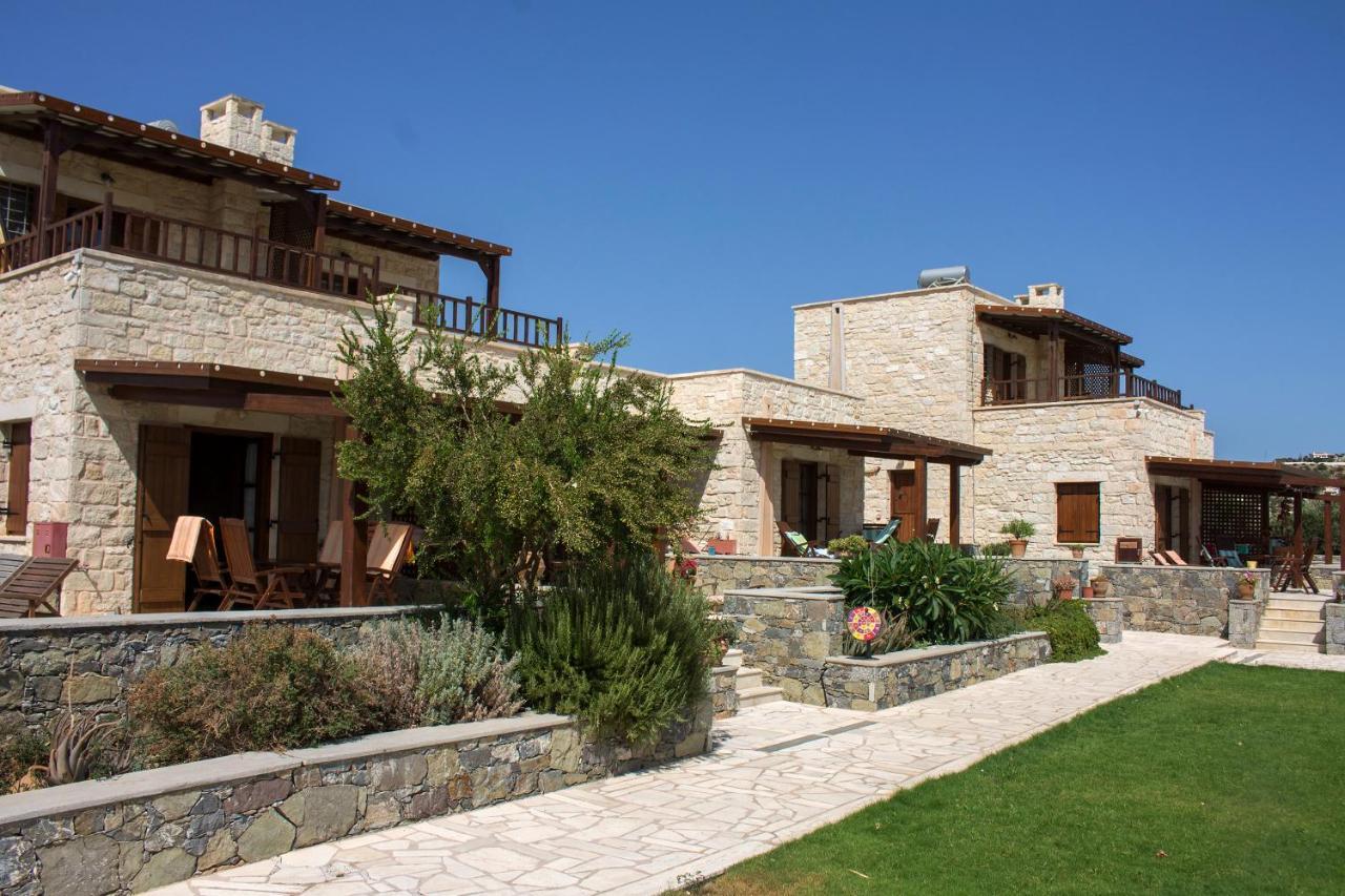 باليكاسترون Esperides Stone Houses المظهر الخارجي الصورة