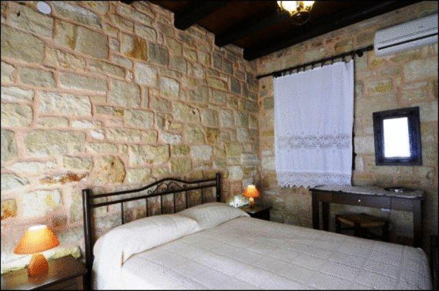 باليكاسترون Esperides Stone Houses المظهر الخارجي الصورة